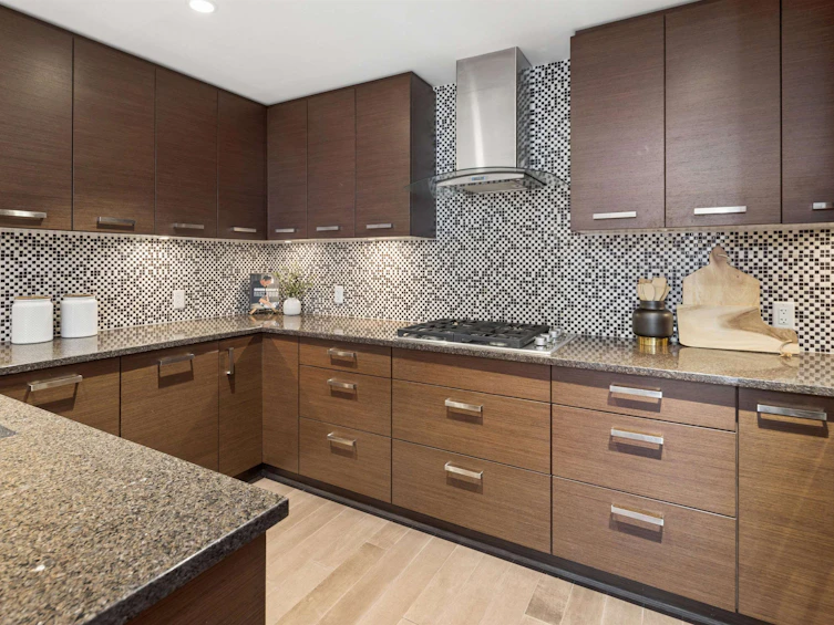 406-210 W 13 Street, North Vancouver, BC, V7M 1N7 - 8