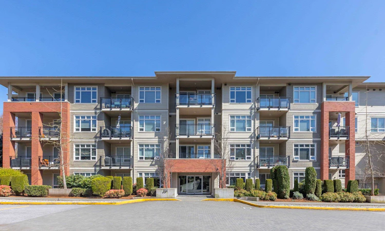 B401-20211 66 Avenue