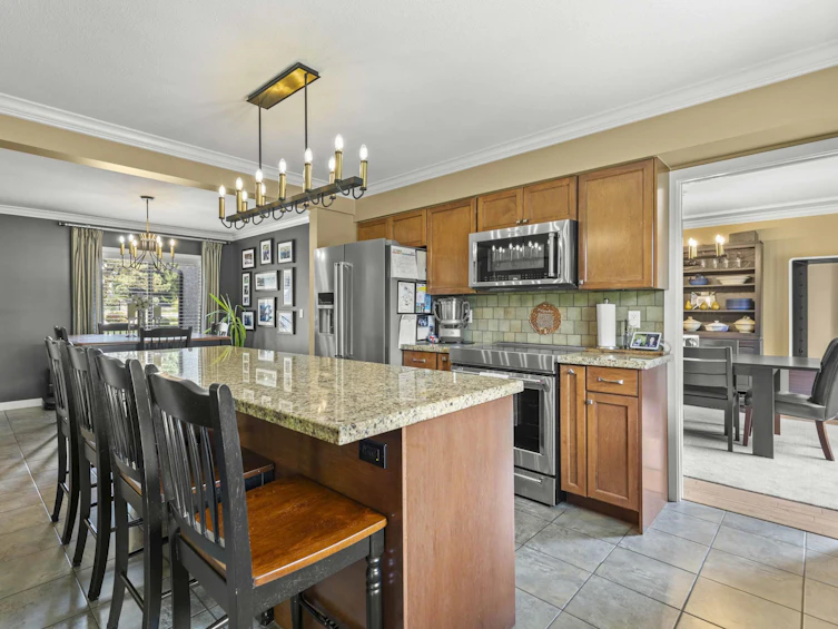 11383 153a Street, Surrey, BC, V3R 9J2 - 8