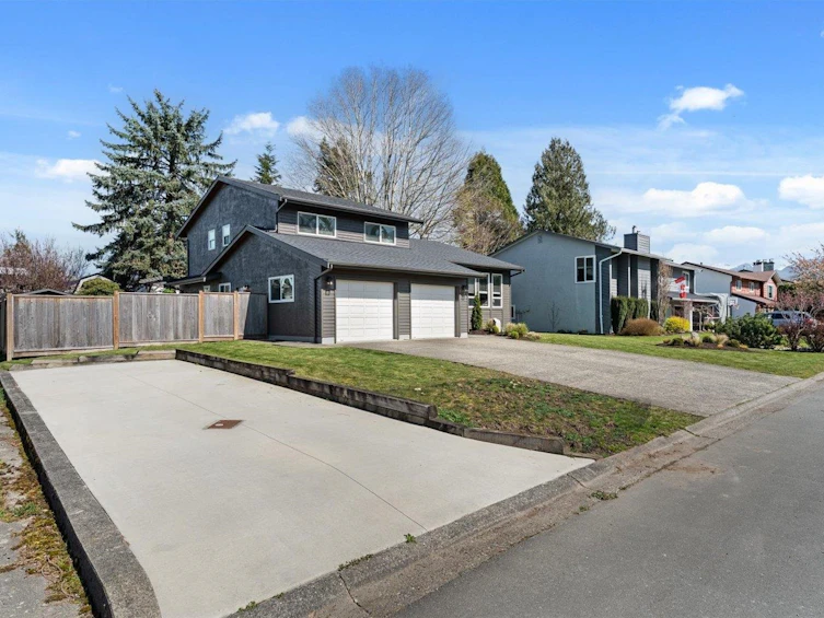 45201 Redwood Avenue, Chilliwack, BC, V2R 1W2 - 4