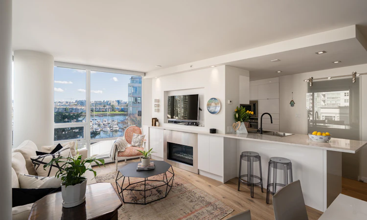 505-1201 Marinaside Crescent