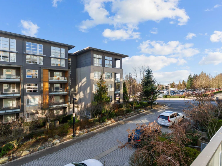 101-9150 University High Street, Burnaby, BC, V5A 0C5 - 21