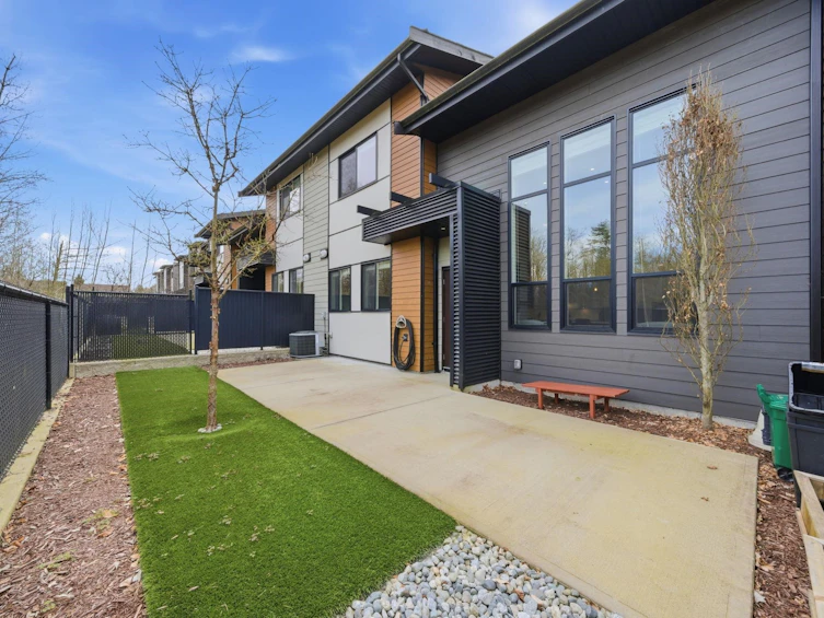 32-33209 Cherry Avenue, Mission, BC, V2V 0G8 - 34