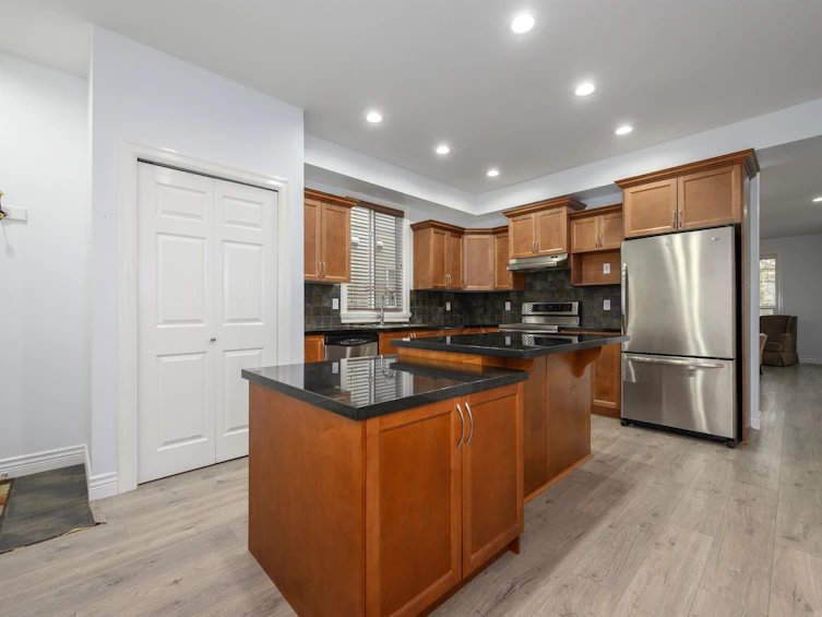 19441 66 Avenue, Surrey, BC, V4N 0C3 - 4