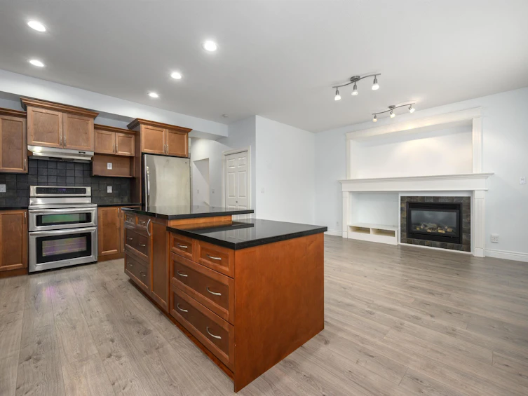 19441 66 Avenue, Surrey, BC, V4N 0C3 - 7