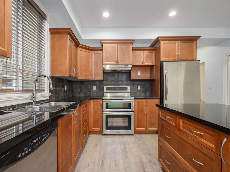 19441 66 Avenue, Surrey, BC, V4N 0C3 - 5
