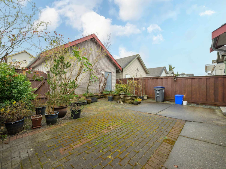 19441 66 Avenue, Surrey, BC, V4N 0C3 - 35