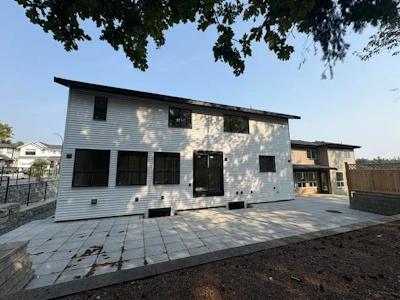 11085 241a Street - 5