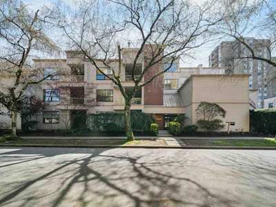 310-1080 Broughton Street - 5
