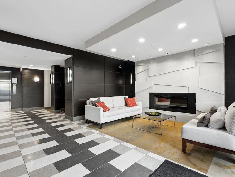207-217 W 8th Street, North Vancouver, BC, V7M 0C2 - 25