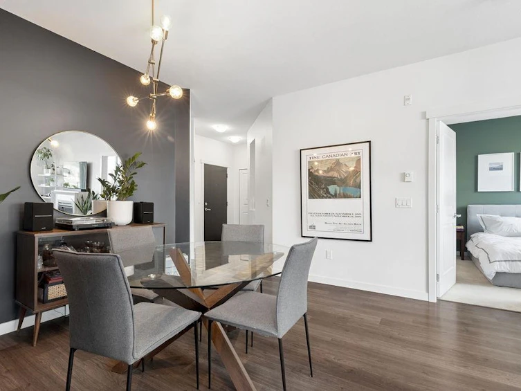 207-217 W 8th Street, North Vancouver, BC, V7M 0C2 - 15