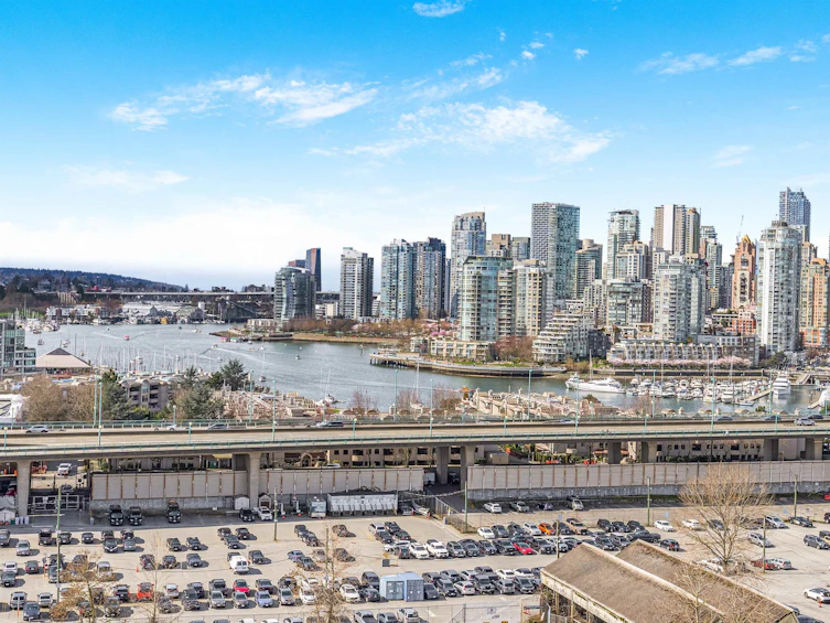 296 W 1st Avenue, Vancouver, BC, V5Y 3T2 - 32