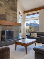 8364 Mountain View Drive