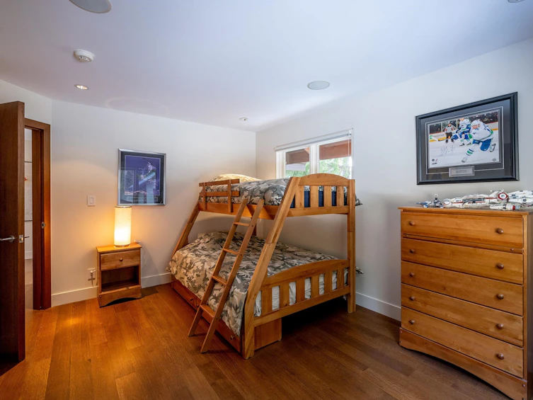 8364 Mountain View Drive, Whistler, BC, V8E 0G3 - 23