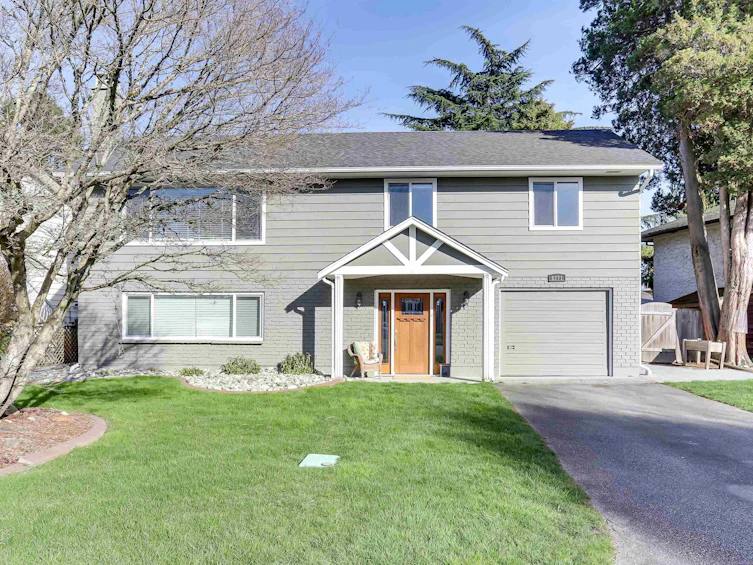 8271 Rosehill Drive, Richmond, BC, V7A 2J6 - 3