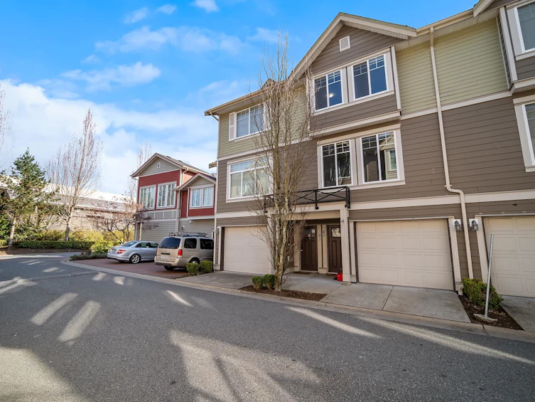 40-15399 Guildford Drive, Surrey, BC, V3R 7C6