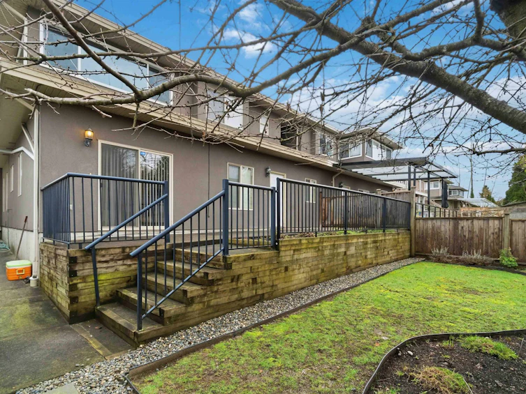 4553 Ellerton Court, Burnaby, BC, V5H 1E1 - 38