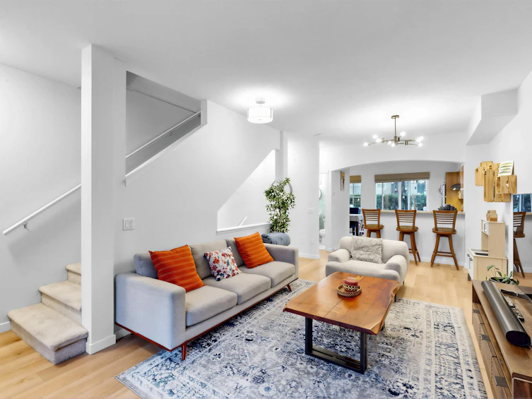 133-9133 Government Street, Burnaby, BC, V3N 0B1 - 5