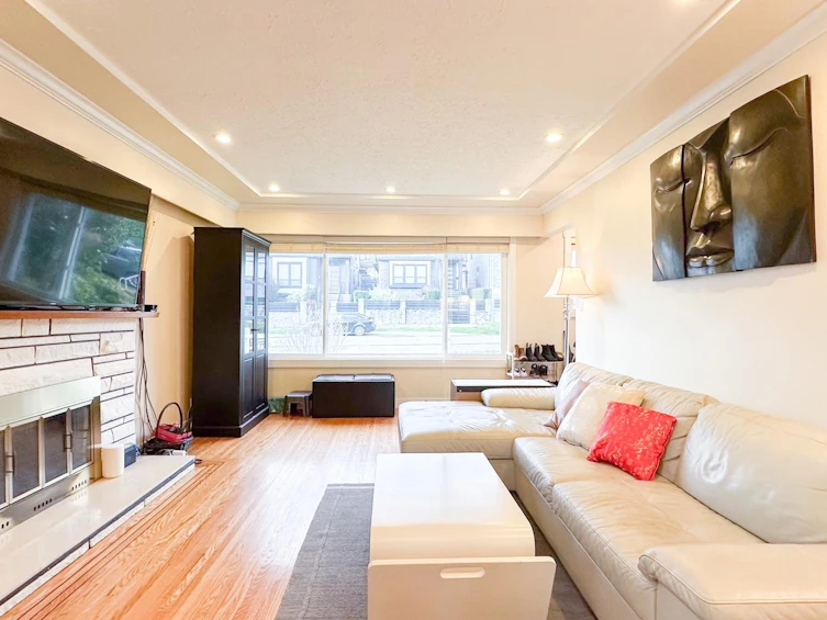 56 Warwick Avenue, Burnaby, BC, V5B 3X3 - 5