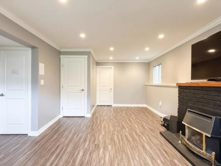 56 Warwick Avenue, Burnaby, BC, V5B 3X3 - 20