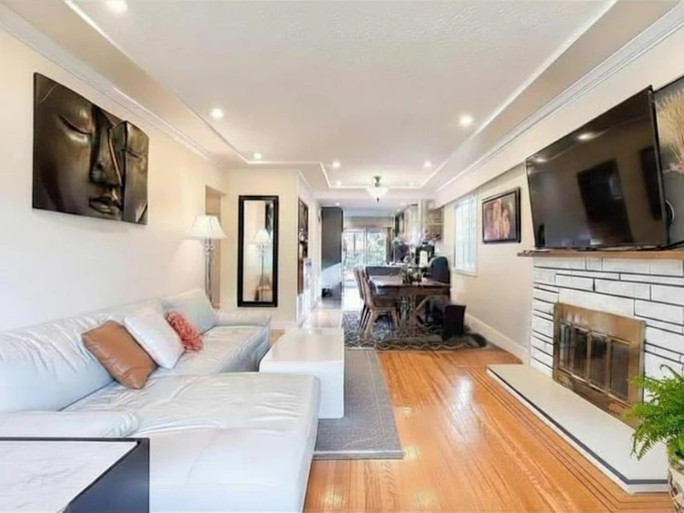 56 Warwick Avenue, Burnaby, BC, V5B 3X3
