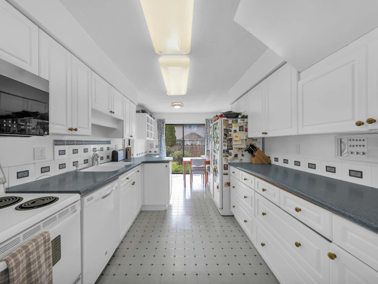 7651 Willowfield Drive, Richmond, BC, V7C 4S8 - 15