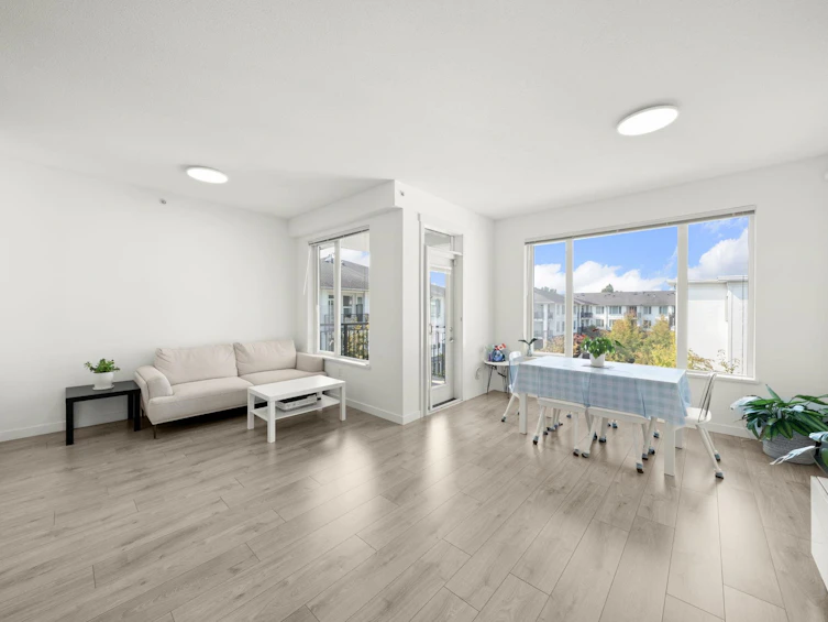 438-9388 Mckim Way, Richmond, BC, V6X 0J7