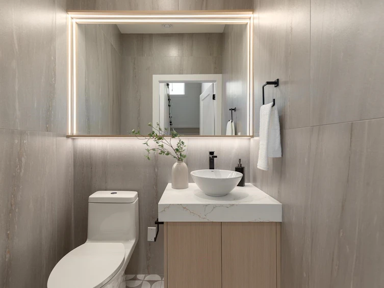 2-3506 E Pender Street, Vancouver, BC, V5K 2E3 - 11