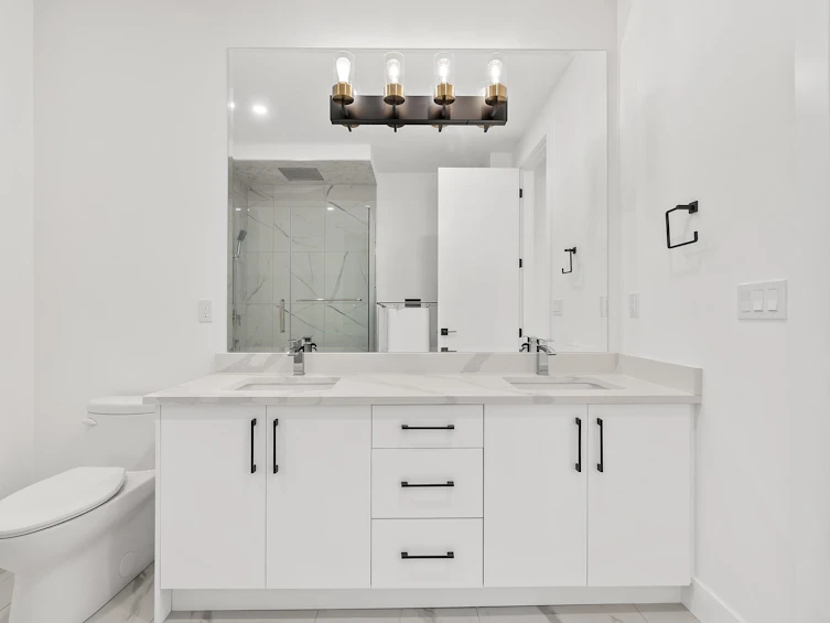 10655 No. 1 Road, Richmond, BC, V7E 2E8 - 24