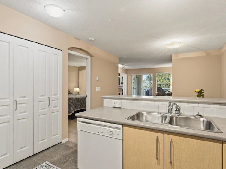 301-7330 Salisbury Avenue, Burnaby, BC, V5E 4N8 - 10