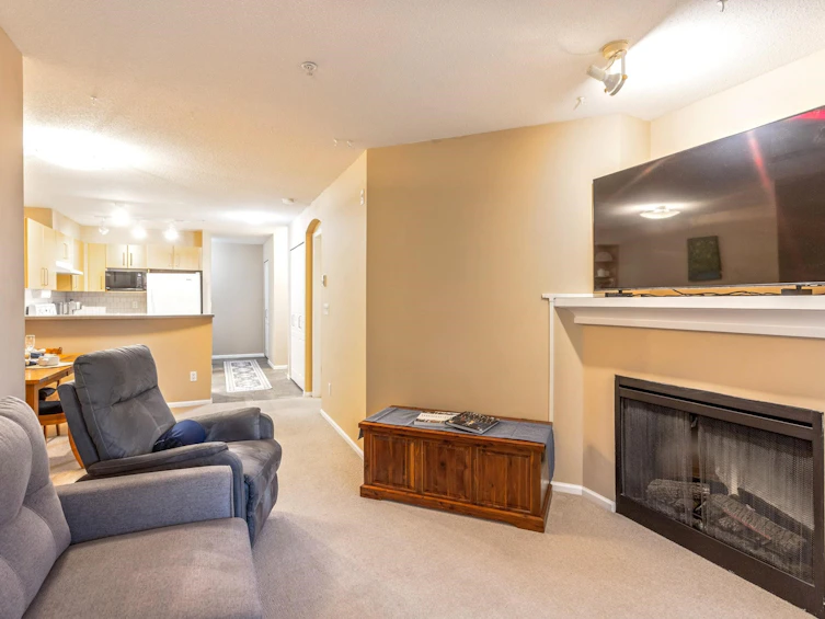 301-7330 Salisbury Avenue, Burnaby, BC, V5E 4N8 - 4