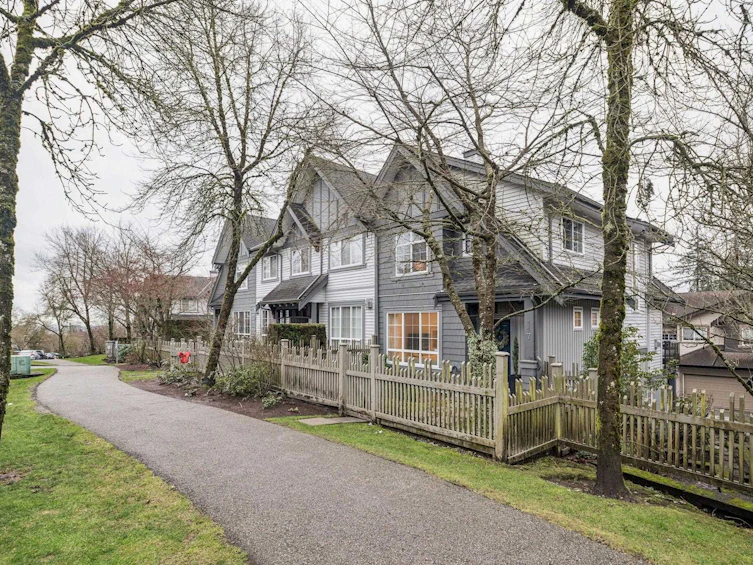 117-2200 Panorama Drive, Port Moody, BC, V3H 5M2 - 2