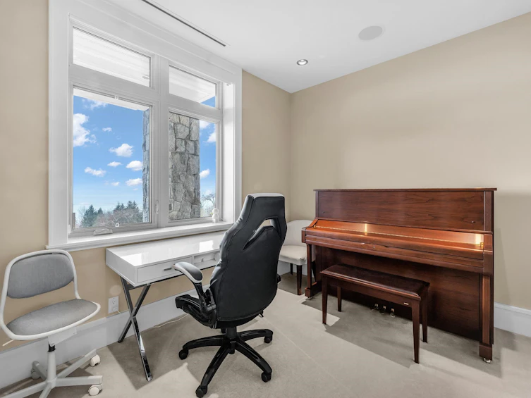 102-2575 Garden Court, West Vancouver, BC, V7S 0A2 - 38
