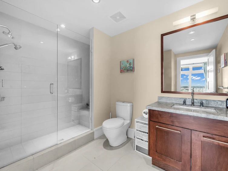 102-2575 Garden Court, West Vancouver, BC, V7S 0A2 - 36