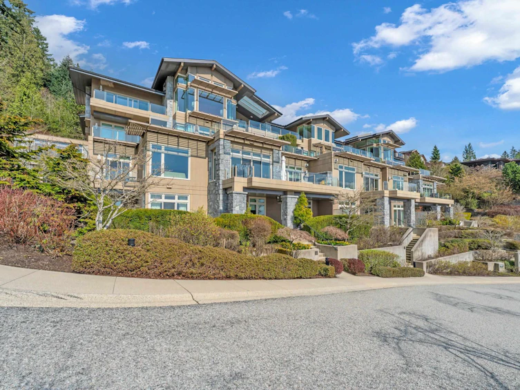 102-2575 Garden Court, West Vancouver, BC, V7S 0A2 - 40