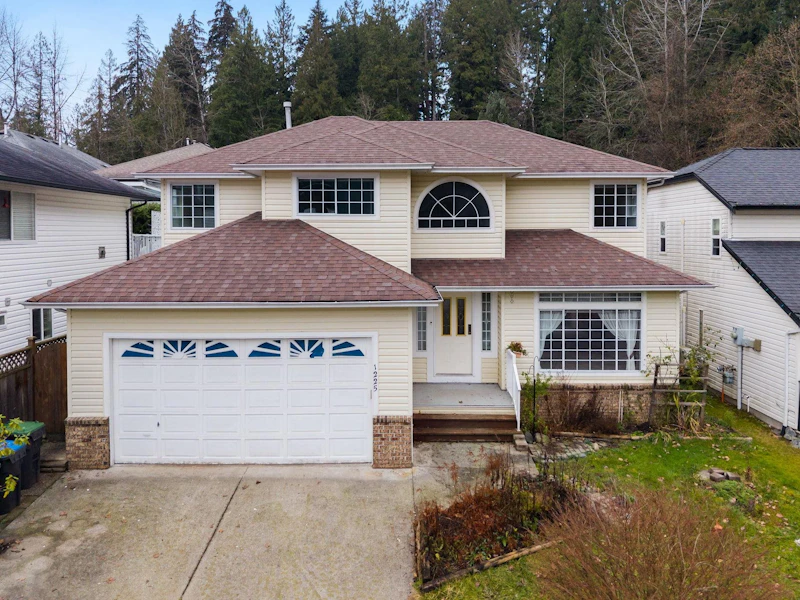 1225 Windsor Avenue, Port Coquitlam BC V3B 7J8
