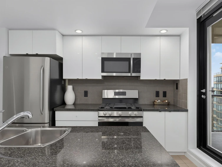 1601-9180 Hemlock Drive, Richmond, BC, V6Y 4J5 - 17