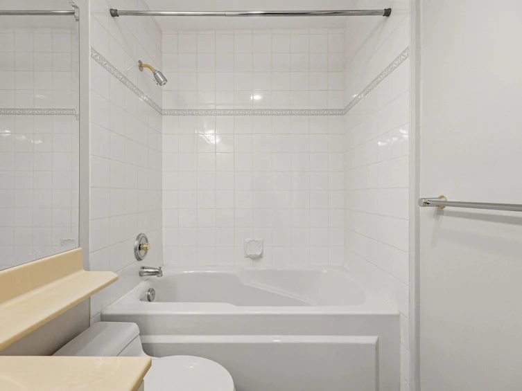 104-1500 Ostler Court, North Vancouver, BC, V7G 2C2 - 26