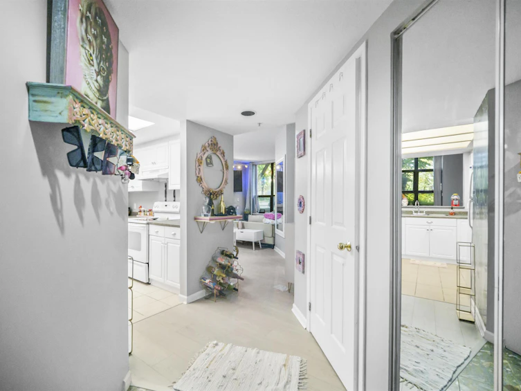 101-10899 University Drive, Surrey, BC, V3T 5V2 - 19