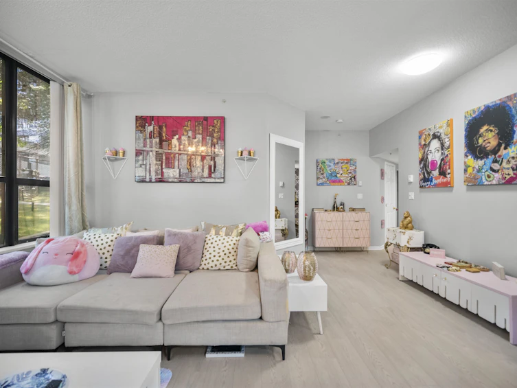 101-10899 University Drive, Surrey, BC, V3T 5V2 - 3