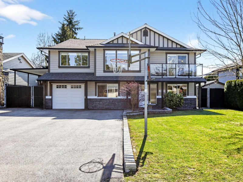 18850 119b Avenue, Pitt Meadows BC V3Y 1W7