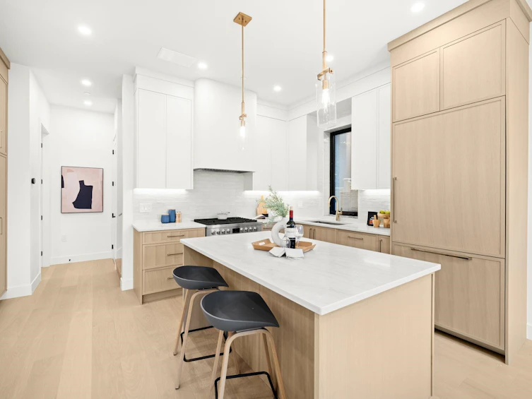 2965 Glen Drive, Vancouver, BC, V5T 2P1