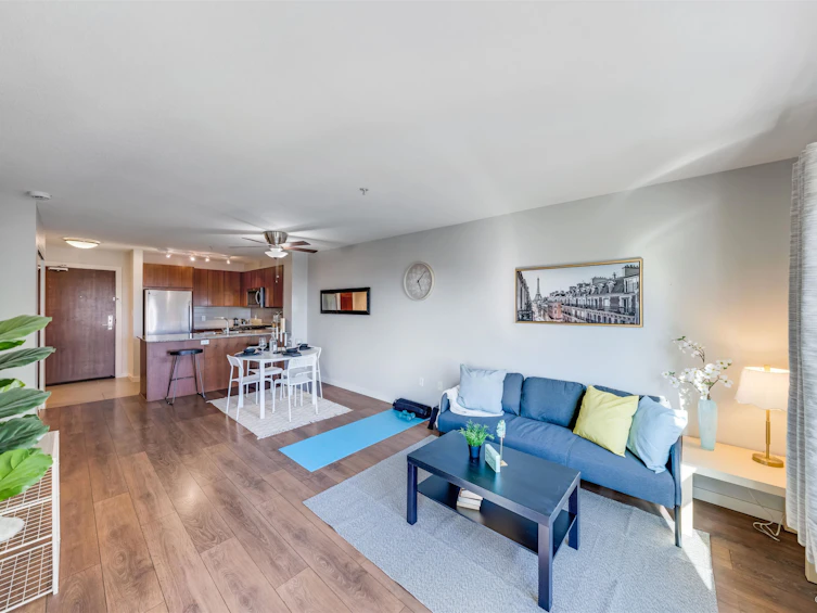 303-5889 Irmin Street, Burnaby, BC, V5J 0C1