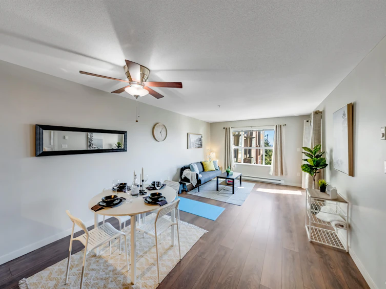 303-5889 Irmin Street, Burnaby, BC, V5J 0C1 - 3
