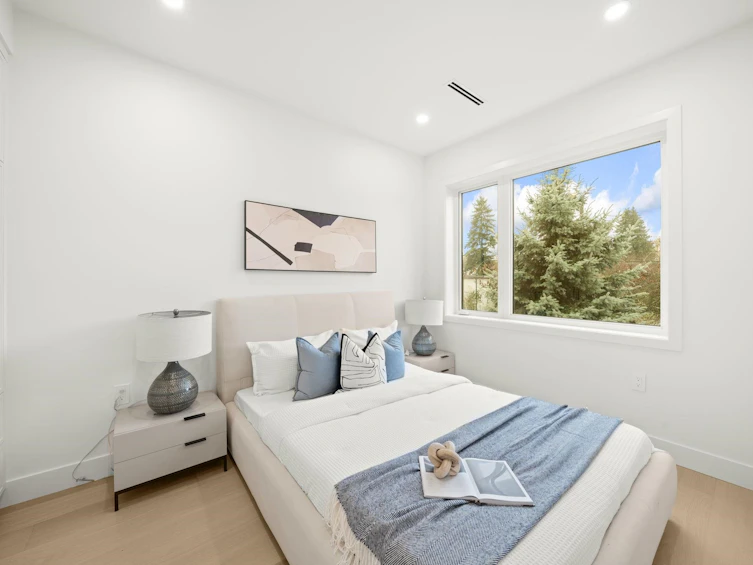 1095 E 14th Avenue, Vancouver, BC, V5T 2P1 - 21