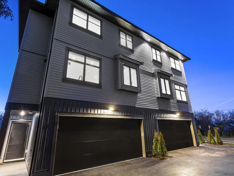 1-33586 Huggins Street, Abbotsford, BC, V2S 3R4