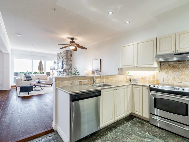 107-1120 Tsatsu Shores Drive, Delta, BC, V4M 4G3 - 8