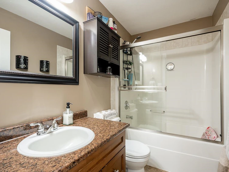 16-46321 Cessna Drive, Chilliwack, BC, V2P 1A7 - 29