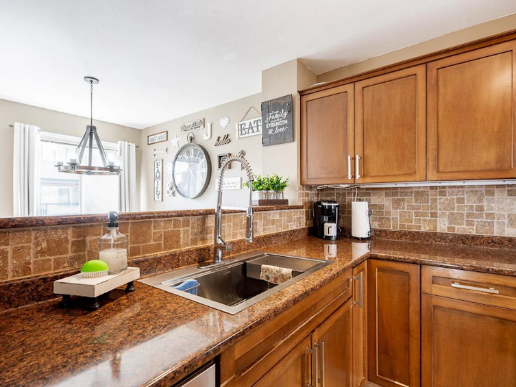 16-46321 Cessna Drive, Chilliwack, BC, V2P 1A7 - 12