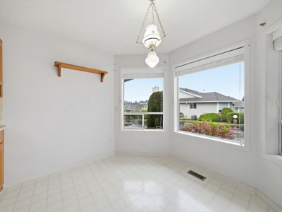 25-32615 Murray Avenue - 4